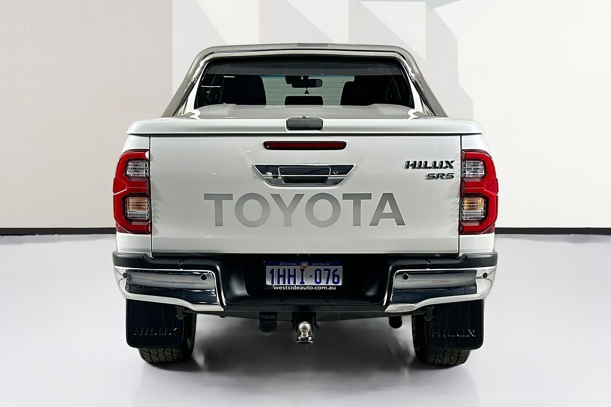 2021 Toyota HILUX SR5 (4x4) GUN126R FACELIFT 4X4