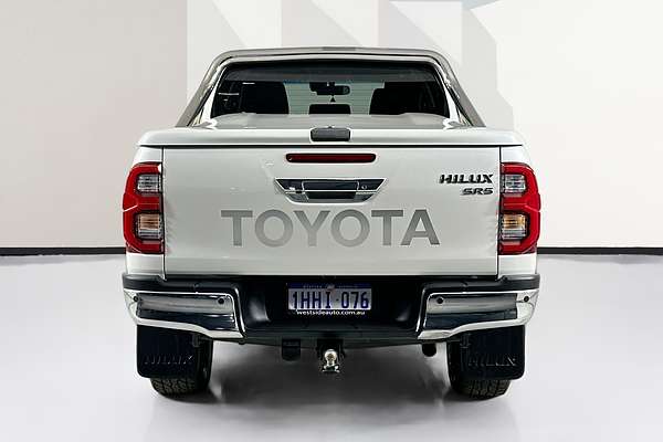 2021 Toyota HILUX SR5 (4x4) GUN126R FACELIFT 4X4