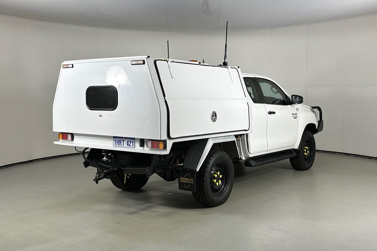 2022 Toyota HILUX SR (4x4) GUN126R 4X4