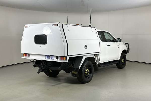 2022 Toyota HILUX SR (4x4) GUN126R 4X4