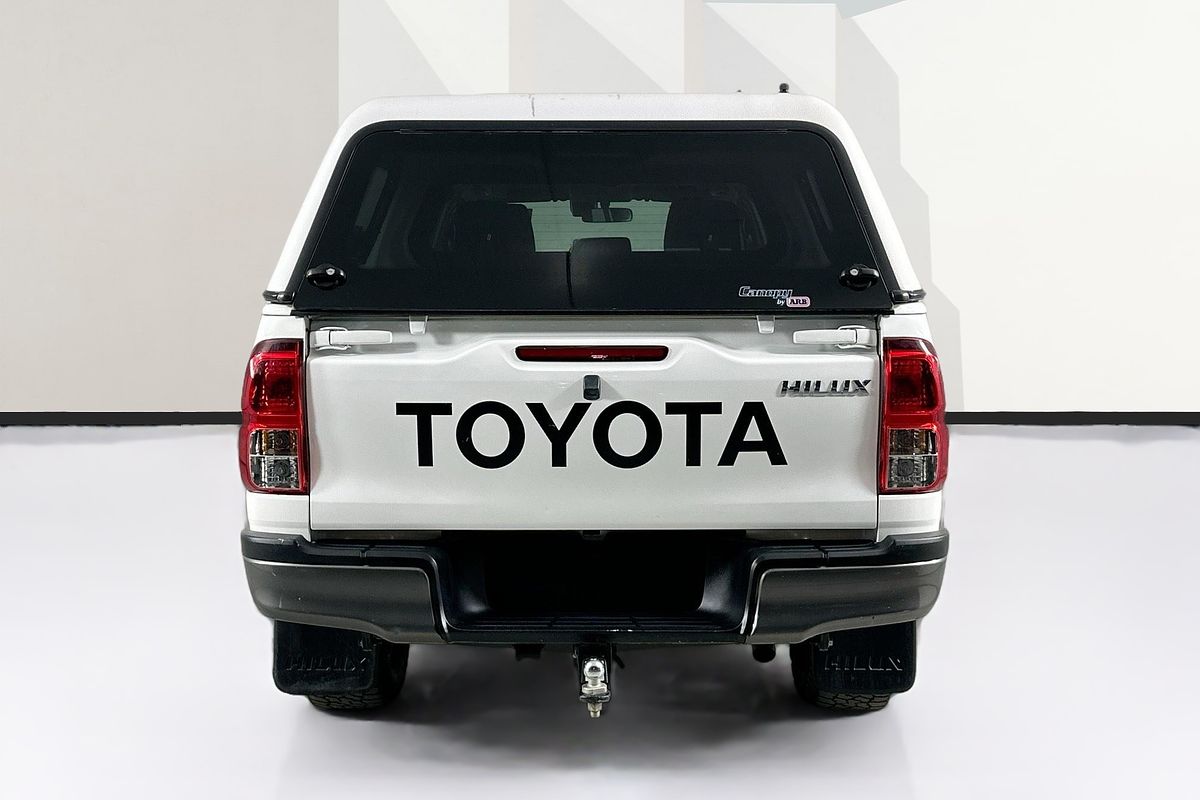 2022 Toyota HILUX SR (4x4) GUN126R 4X4