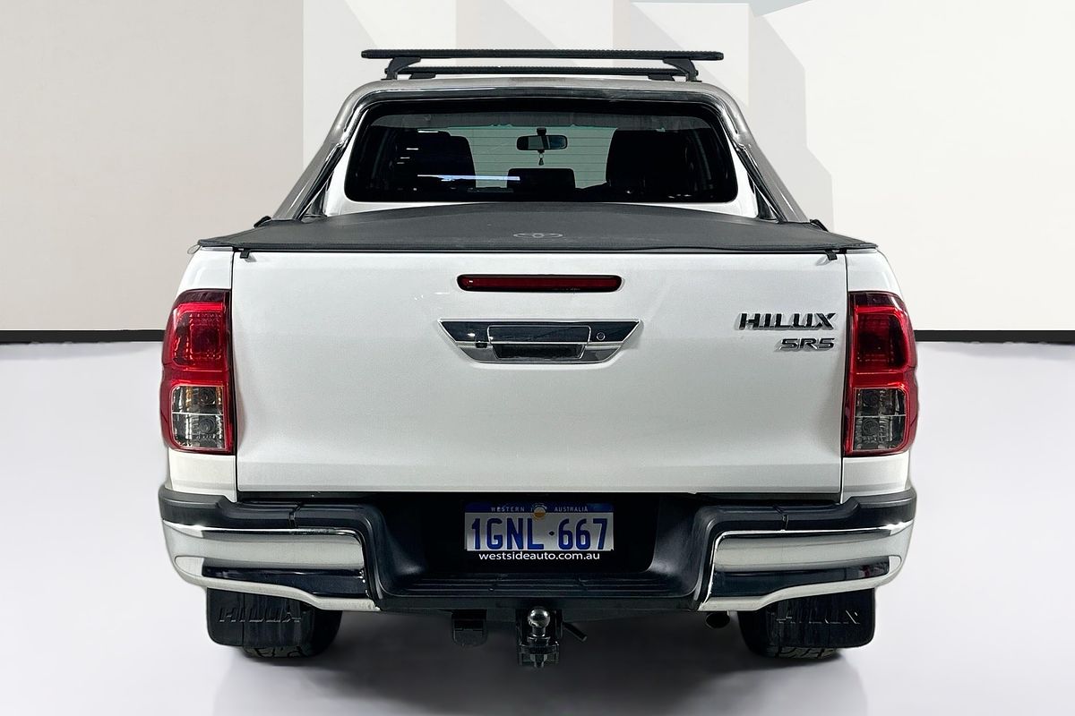 2018 Toyota HILUX SR5 (4x4) GUN126R MY17 4X4