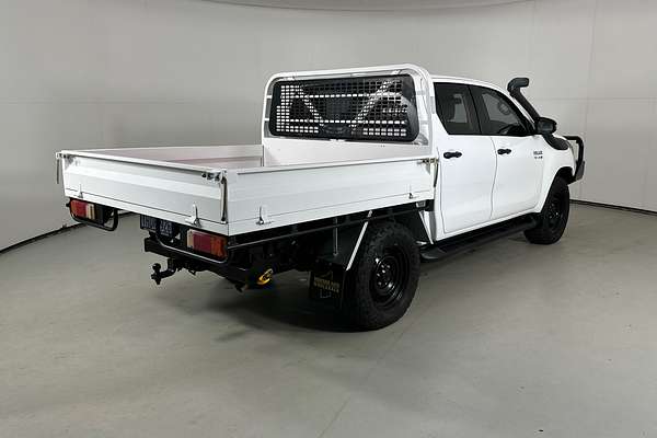 2022 Toyota HILUX SR (4x4) STEEL WHEELS GUN126R 4X4
