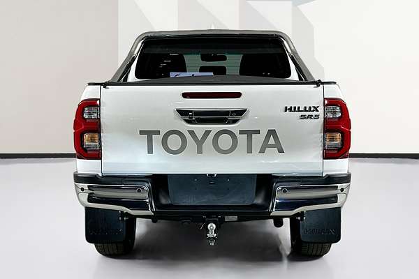 2021 Toyota HILUX SR5+ (4x4) GUN126R FACELIFT 4X4