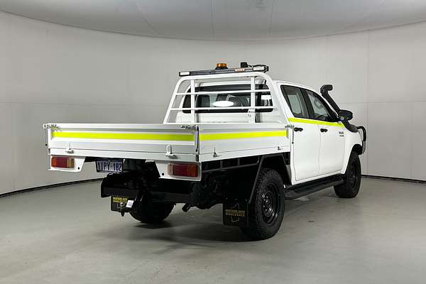 2020 Toyota HILUX SR (4x4) GUN126R FACELIFT 4X4