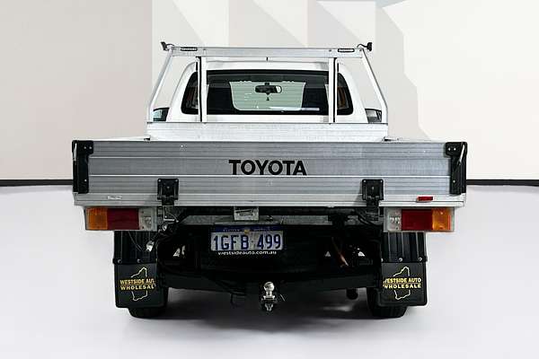 2017 Toyota HILUX WORKMATE GUN122R REAR WHEEL DRIVE