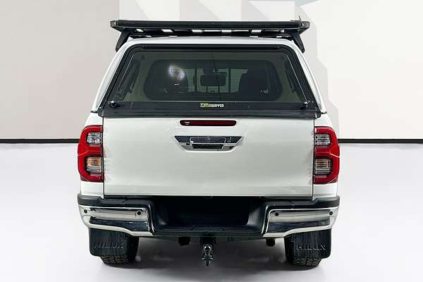 2020 Toyota HILUX SR5 (4x4) GUN126R FACELIFT 4X4