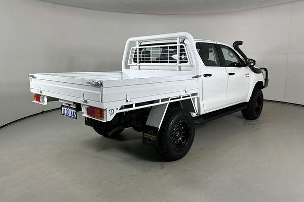 2020 Toyota HILUX SR (4x4) GUN126R FACELIFT 4X4