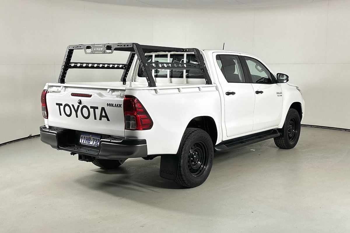 2020 Toyota HILUX SR (4x4) GUN126R FACELIFT 4X4