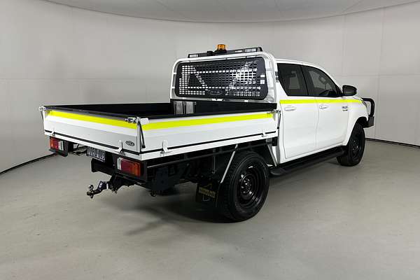 2024 Toyota HILUX SR (4x4) STEEL WHEELS GUN126R FACELIFT 4X4