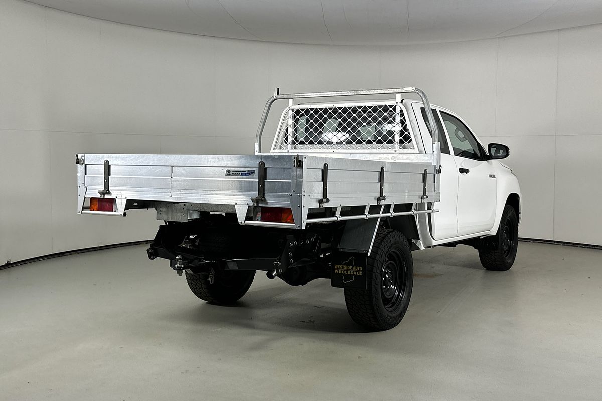 2021 Toyota Hilux WORKMATE (4x4) GUN125R 4X4