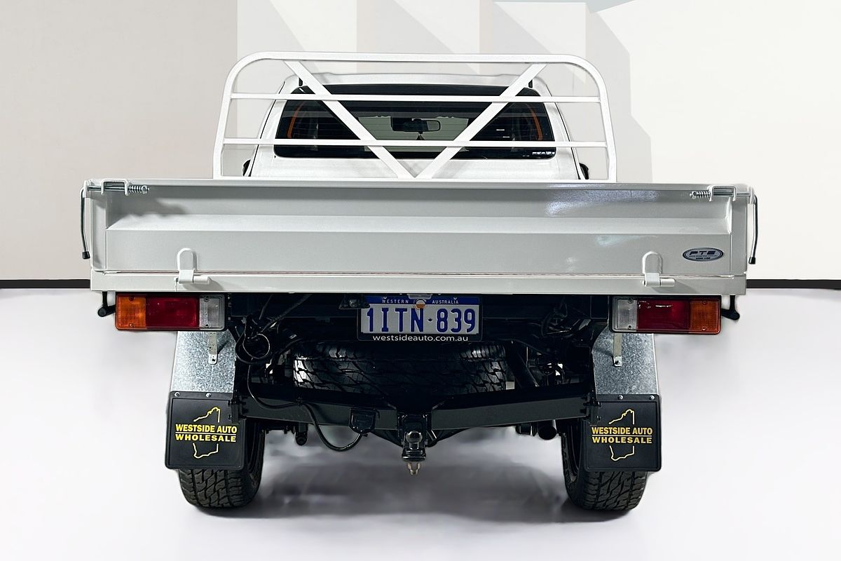 2020 Toyota Hilux SR (4x4) GUN126R FACELIFT 4X4
