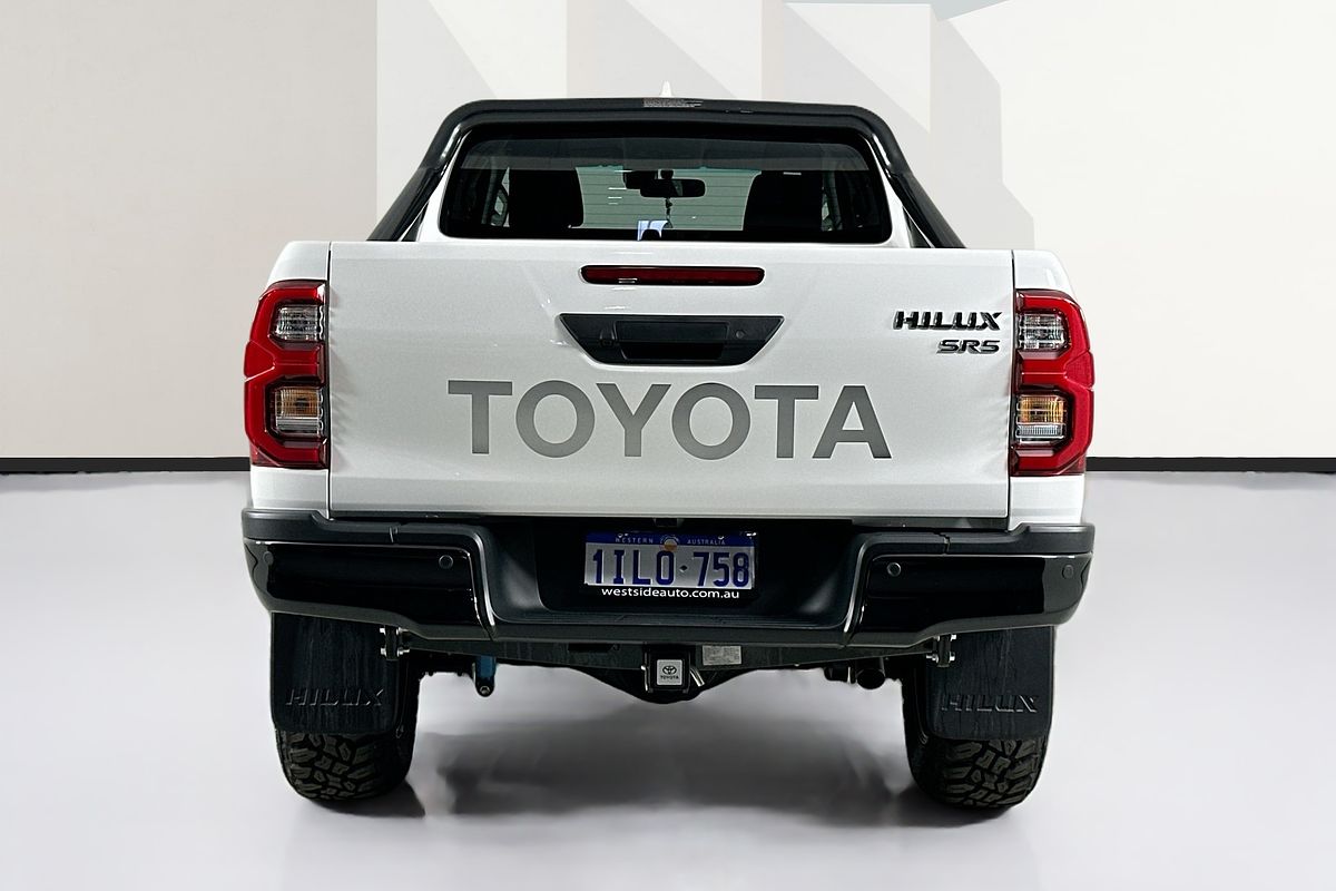 2024 Toyota Hilux SR5 (4x4) GUN126R 4X4