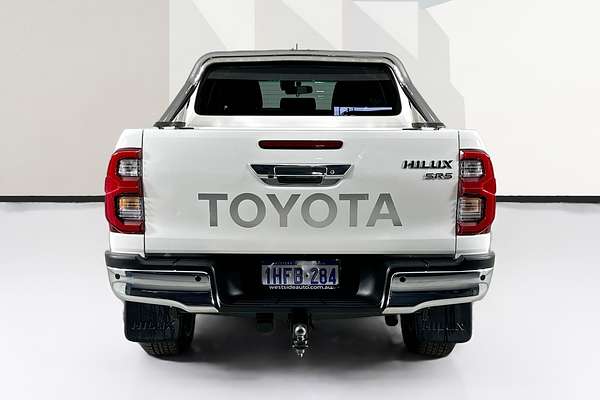 2021 Toyota HILUX SR5 (4x4) GUN126R 4X4
