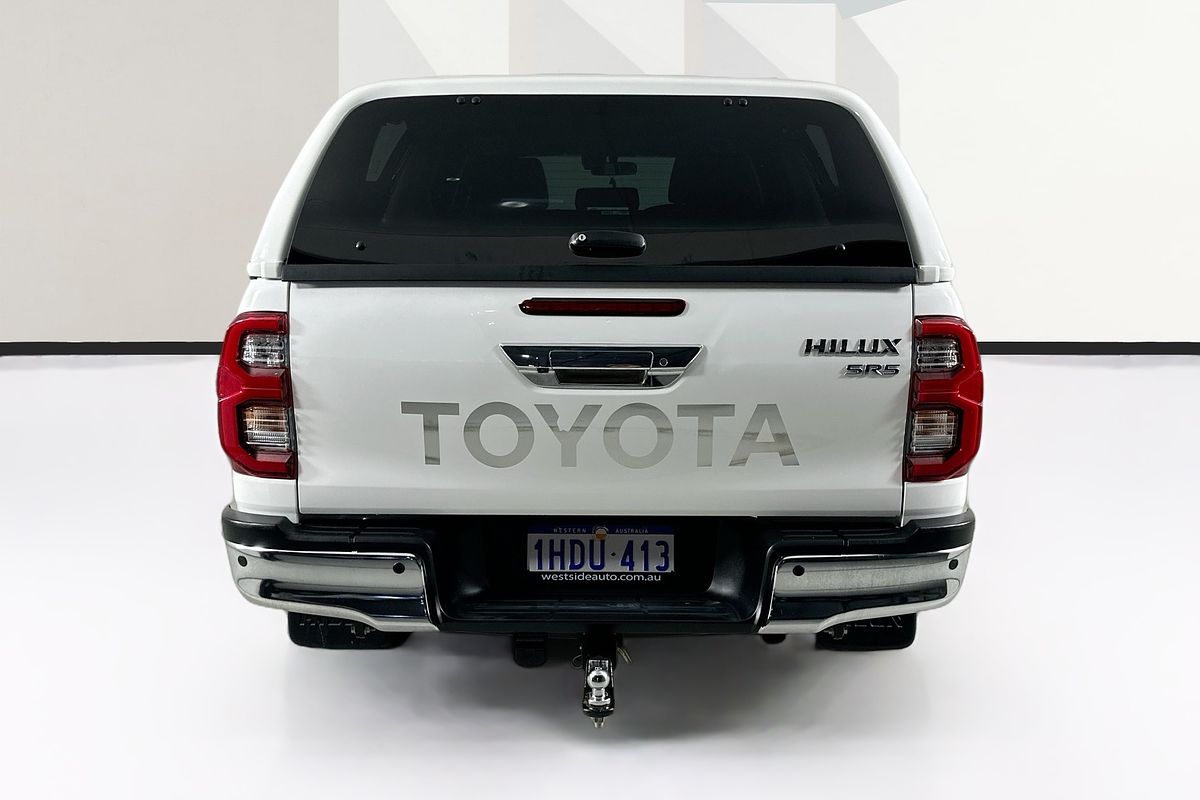 2020 Toyota HILUX SR5 (4x4) GUN126R FACELIFT 4X4