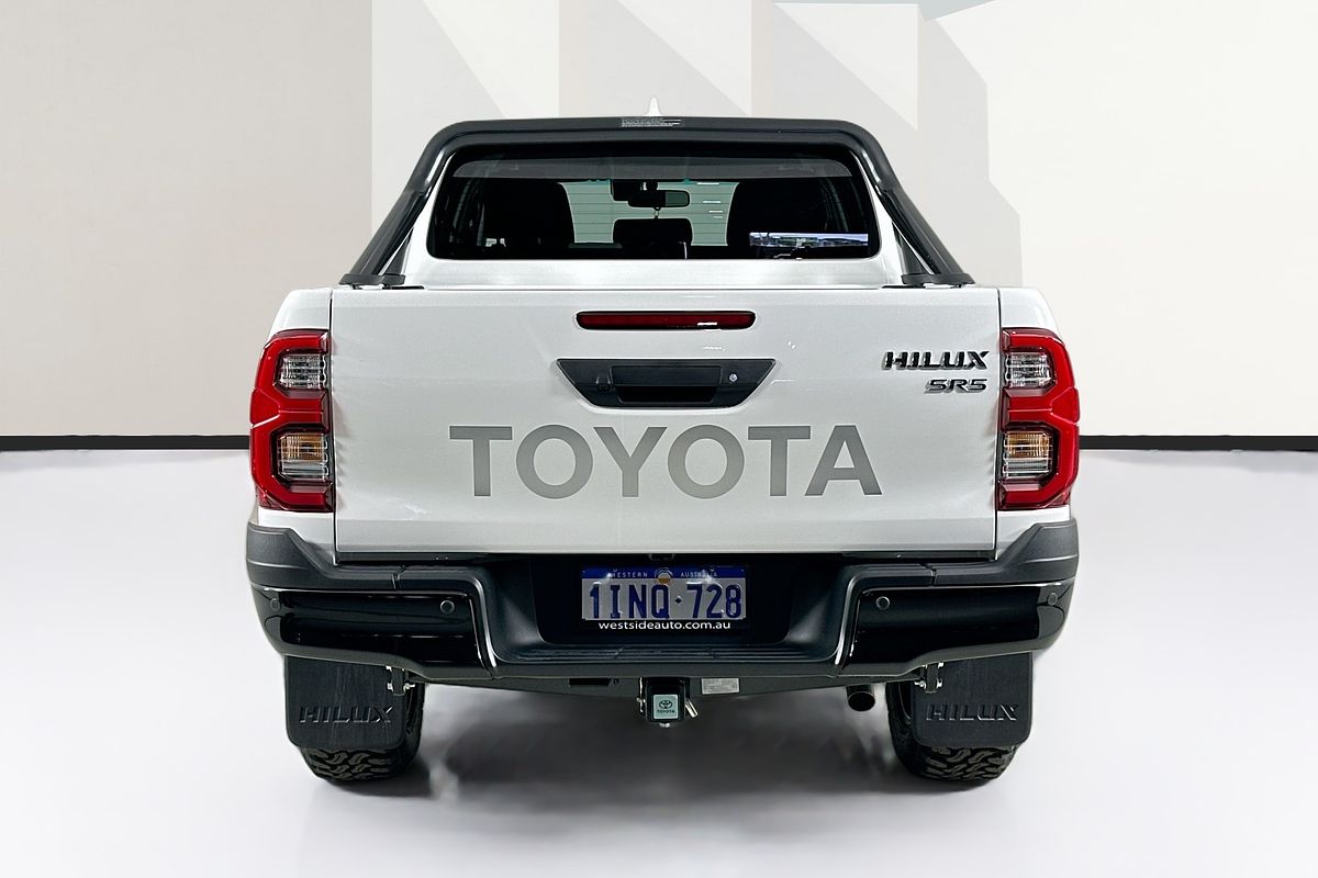 2025 Toyota HILUX SR5 48V (4x4) GUN126R RC 4X4