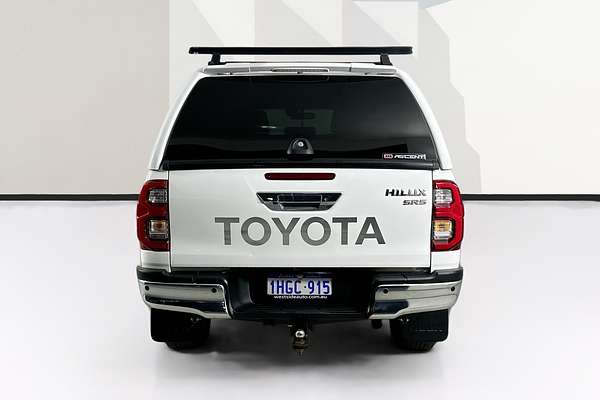 2021 Toyota HILUX SR5 (4x4) GUN126R FACELIFT 4X4