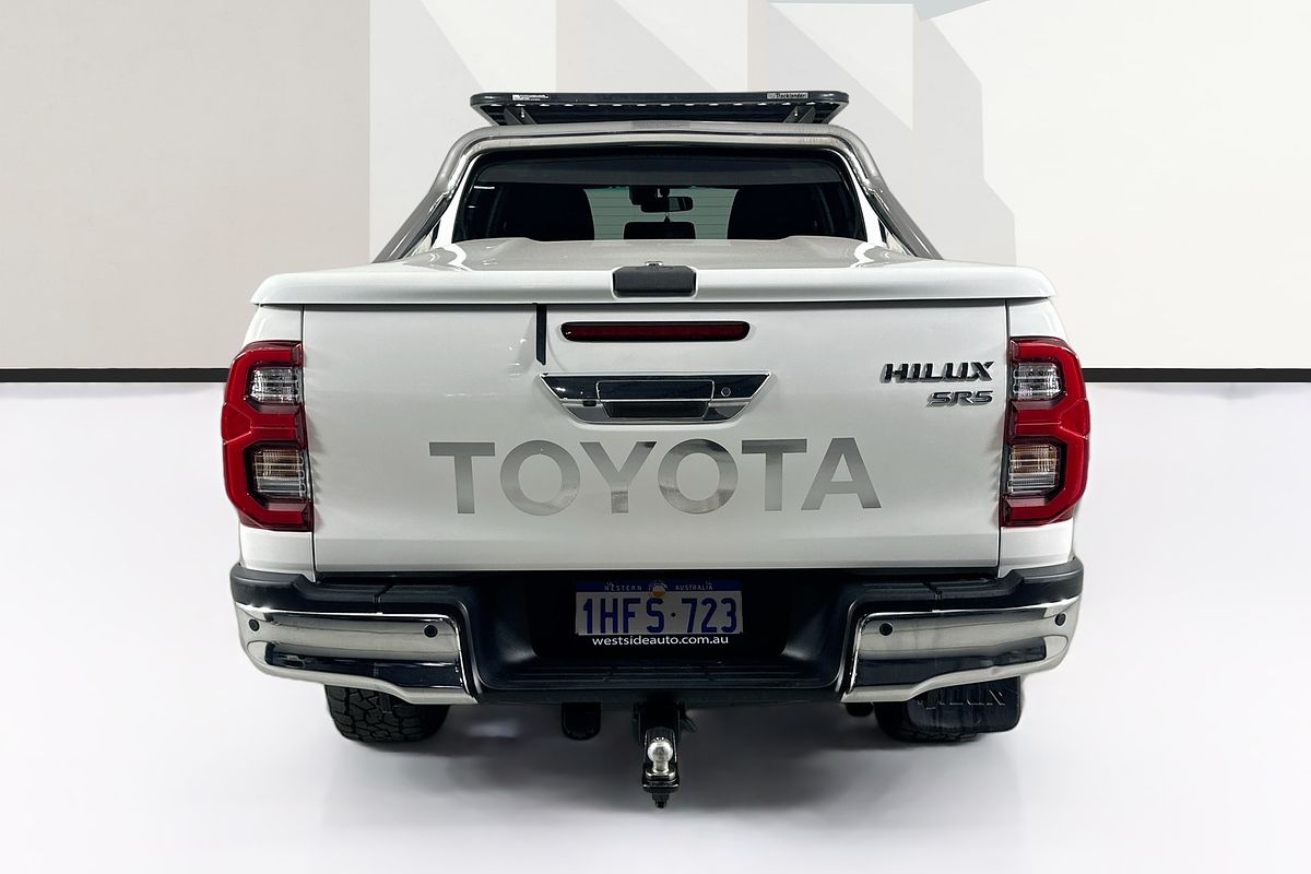 2021 Toyota HILUX SR5 (4x4) GUN126R 4X4