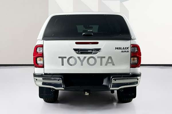 2021 Toyota HILUX SR5 (4x4) GUN126R FACELIFT 4X4