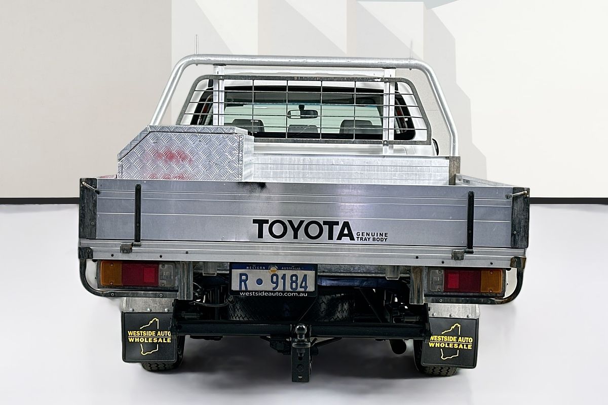 2011 Toyota HILUX SR KUN16R MY12 REAR WHEEL DRIVE