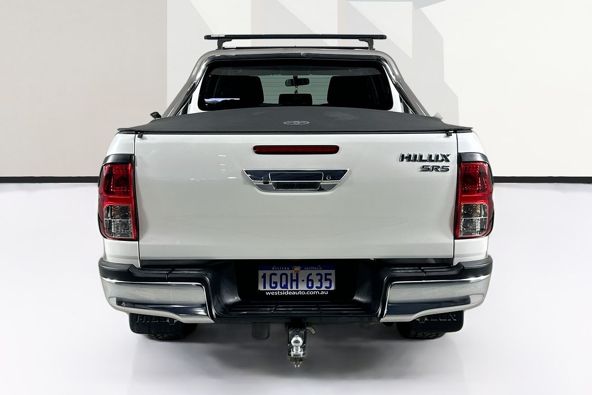 2018 Toyota HILUX SR5 (4x4) GUN126R MY17 4X4