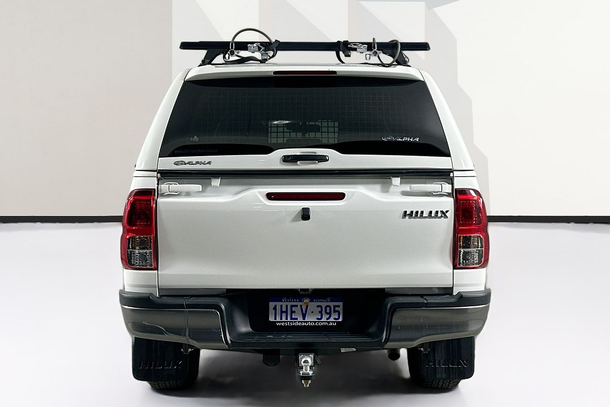 2020 Toyota HILUX SR (4x4) GUN126R FACELIFT 4X4