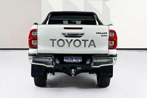 2021 Toyota HILUX SR5 (4x4) GUN126R FACELIFT 4X4