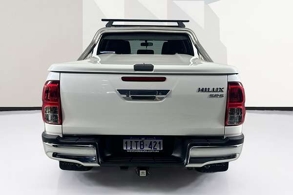2017 Toyota HILUX SR5 (4x4) GUN126R 4X4