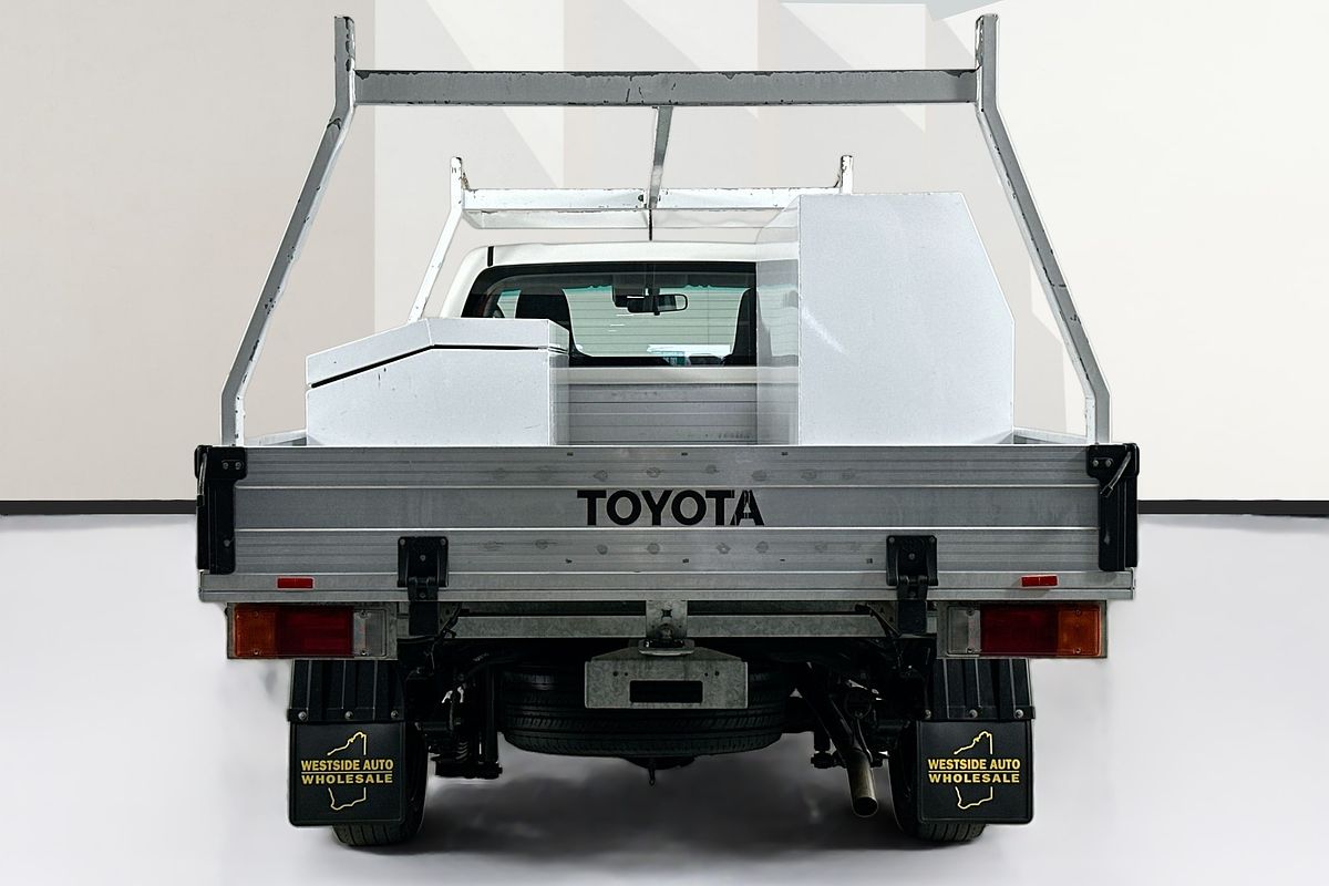 2021 Toyota HILUX WORKMATE TGN121R FACELIFT REAR WHEEL DRIVE