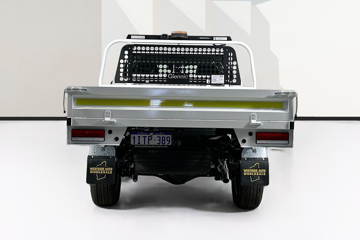 2025 Toyota HILUX SR (4x4) STEEL WHEELS GUN126R RC 4X4