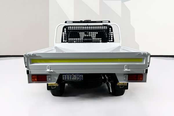 2025 Toyota HILUX SR (4x4) STEEL WHEELS GUN126R RC 4X4
