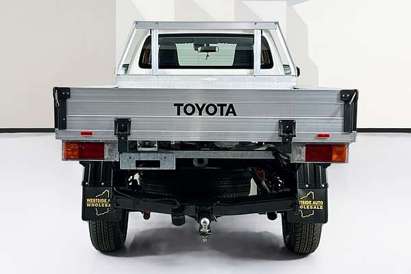 2020 Toyota HILUX WORKMATE HI-RIDER GUN135R FACELIFT 4x2