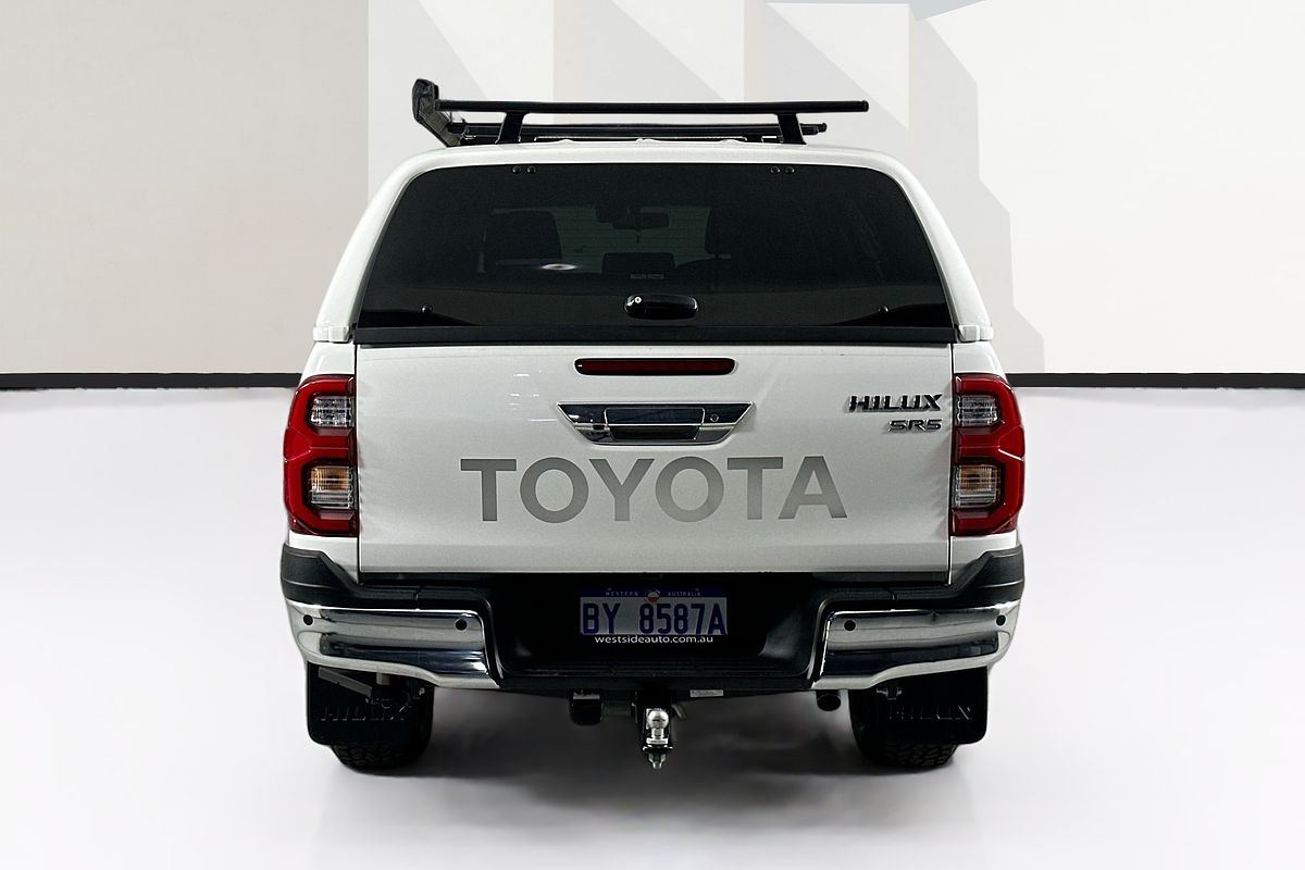 2022 Toyota HILUX SR5 (4x4) GUN126R 4X4