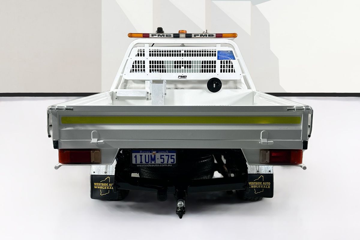 2022 Toyota HILUX SR (4x4) STEEL WHEELS GUN126R 4X4