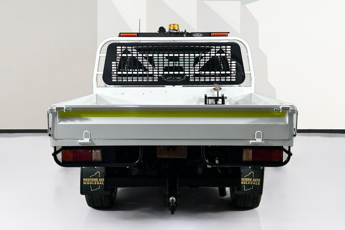 2021 Toyota HILUX SR (4x4) GUN126R FACELIFT 4X4