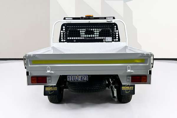 2025 Toyota HILUX SR (4x4) STEEL WHEELS GUN126R RC 4X4