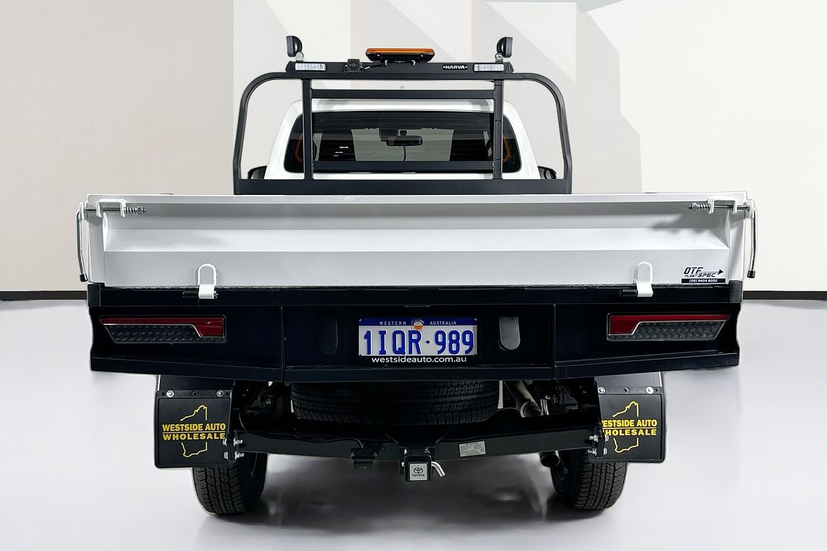 2025 Toyota HILUX SR (4x4) GUN126R RC 4X4