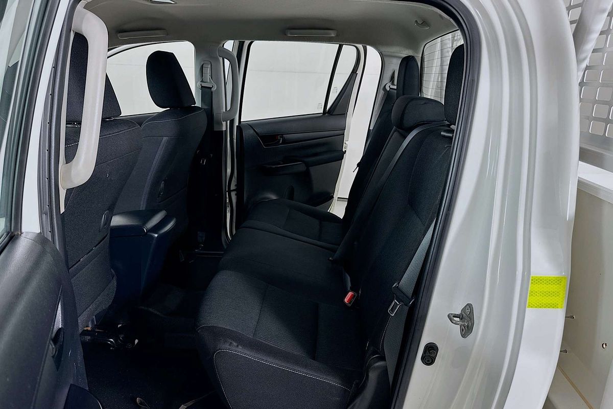 2021 Toyota HILUX SR (4x4) GUN126R 4X4