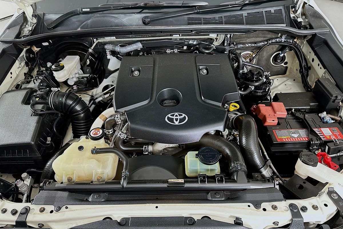 2021 Toyota HILUX SR (4x4) GUN126R 4X4
