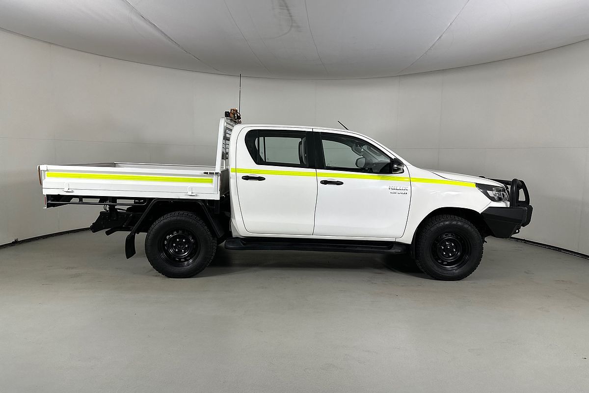 2021 Toyota HILUX SR (4x4) GUN126R FACELIFT 4X4