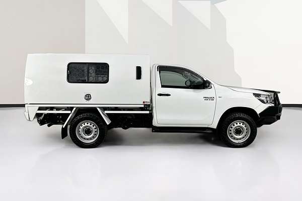 2018 Toyota HILUX SR (4x4) GUN126R MY17 4X4
