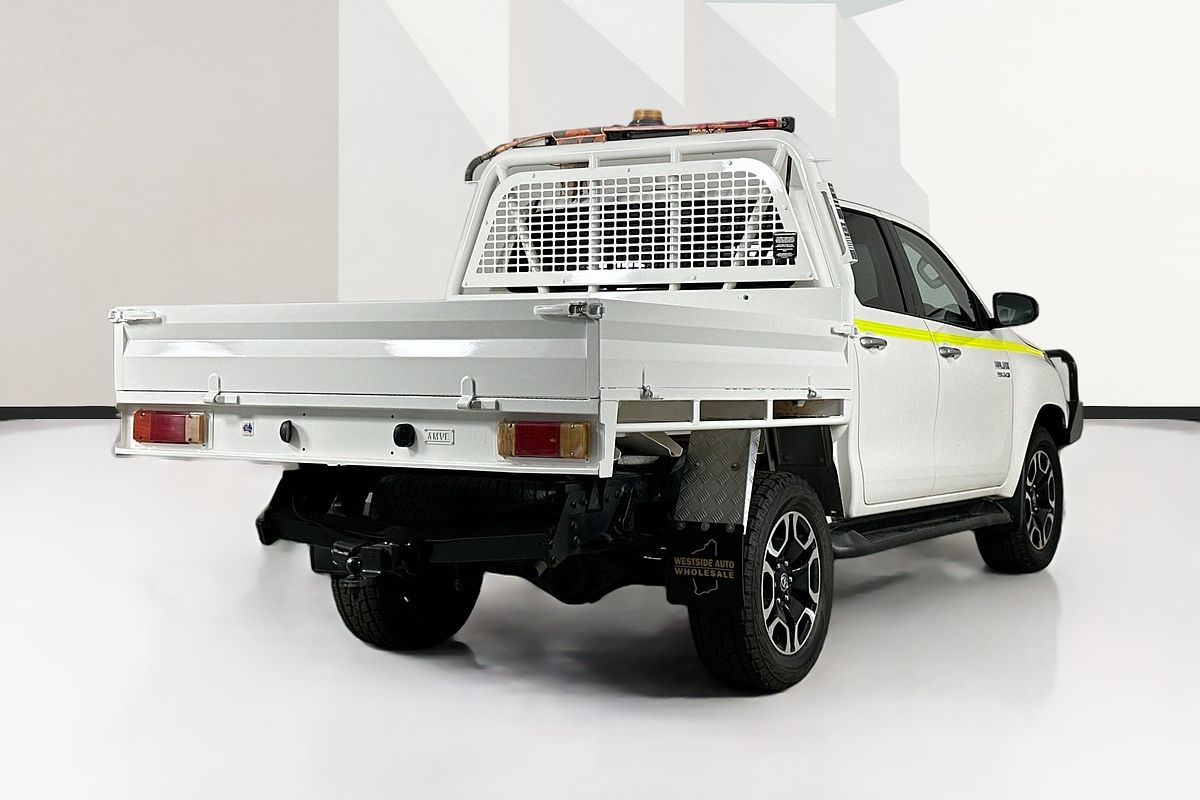 2021 Toyota HILUX SR5 (4x4) GUN126R FACELIFT 4X4