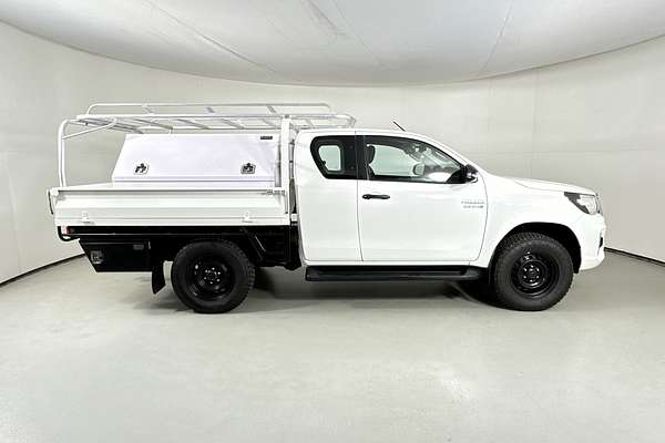2018 Toyota Hilux SR GUN126R 4X4