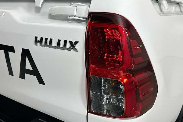 2021 Toyota HILUX WORKMATE (4x4) GUN125R 4X4