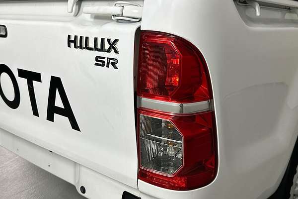 2014 Toyota HILUX SR (4x4) KUN26R MY14 4X4