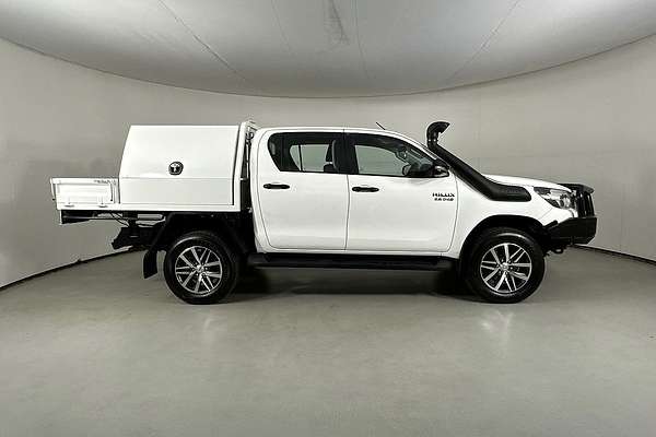 2019 Toyota HILUX SR (4x4) GUN126R MY19 4X4