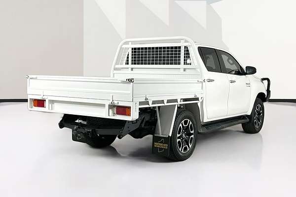 2021 Toyota HILUX SR5 (4x4) GUN126R FACELIFT 4X4