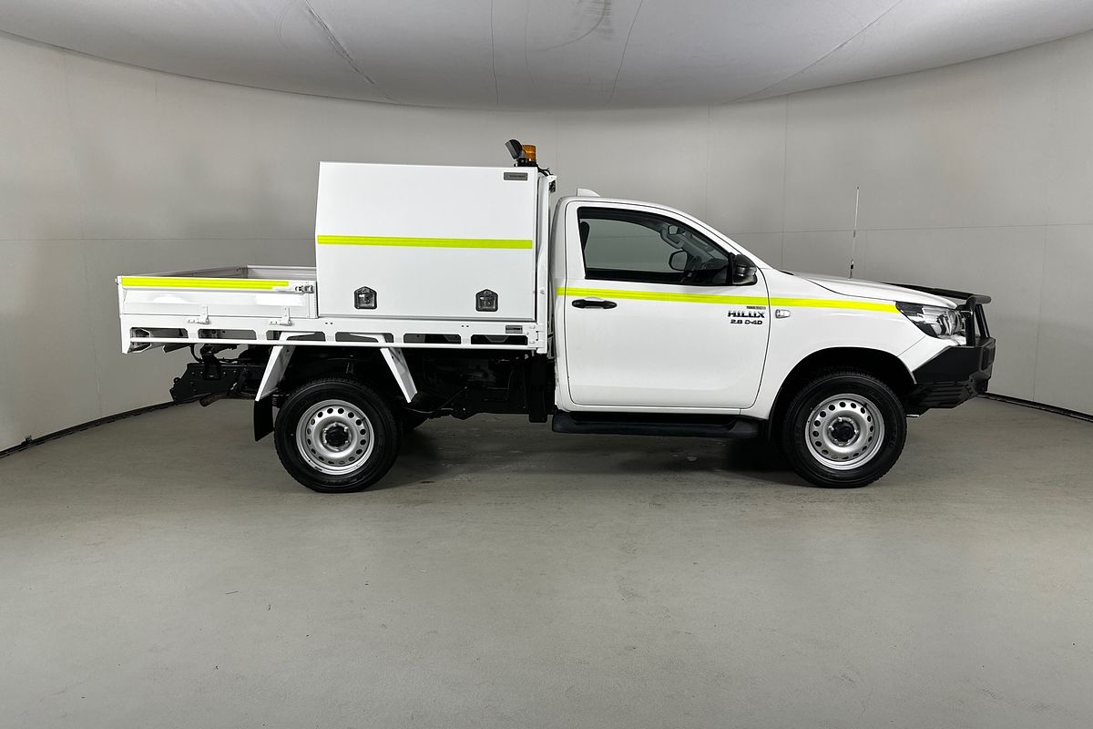 2021 Toyota HILUX SR (4x4) GUN126R 4X4