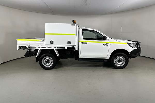 2021 Toyota HILUX SR (4x4) GUN126R 4X4