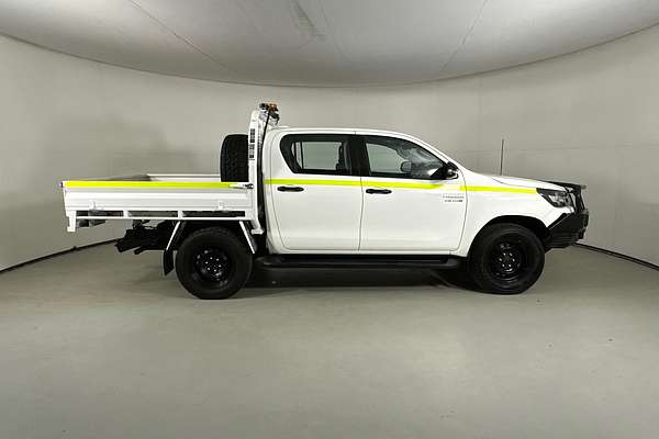 2021 Toyota HILUX SR (4x4) GUN126R FACELIFT 4X4